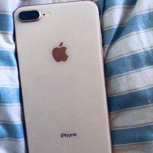 IPHONE 8 Plus FOR SALE !